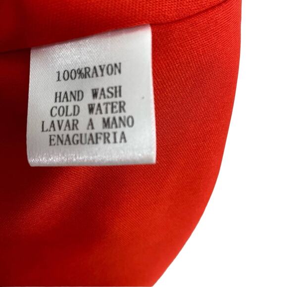 Avec Red 1 piece Sleeveless JumpSuit Pantsuit Crochet Insert Trim Small NWOT - Picture 9 of 11